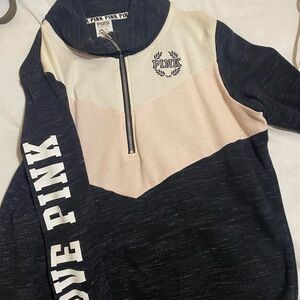 PINK Victoria's Secret Black and Cream Sweater